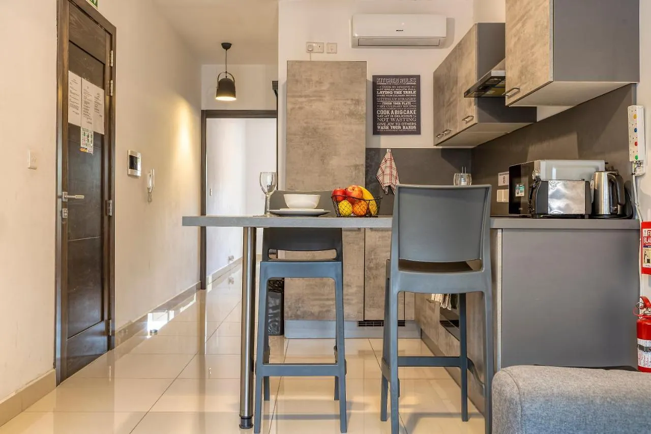 Entire Apartment For Your Holiday Tal-Hriereb